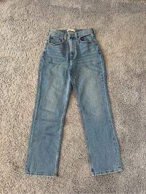 Abercrombie (Curve Love) Ankle Straight Ultra High Rise Jean